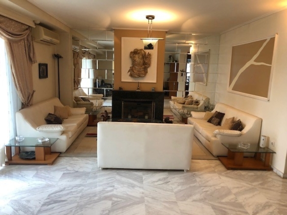 Sophisticated Living Near the Coast