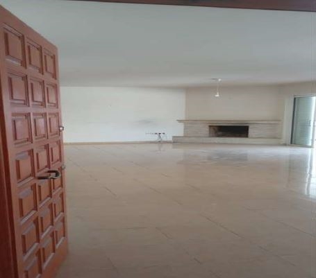 Tranquil Living on Private Plot