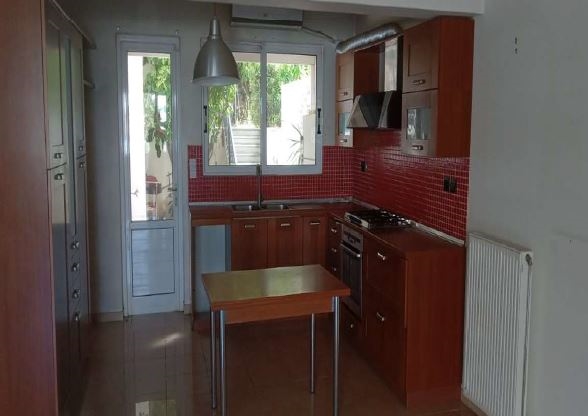 Tranquil Living on Private Plot