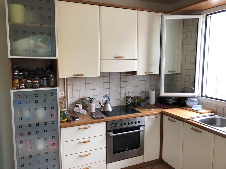 Sea View Residence in Saronida