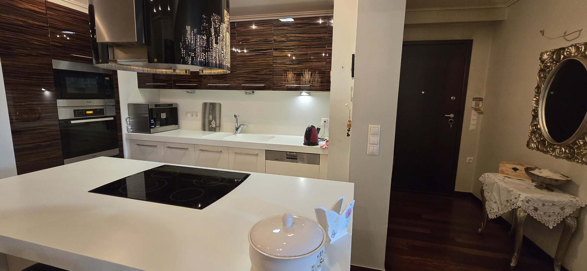 Multi-Level Elegance in Nea Penteli