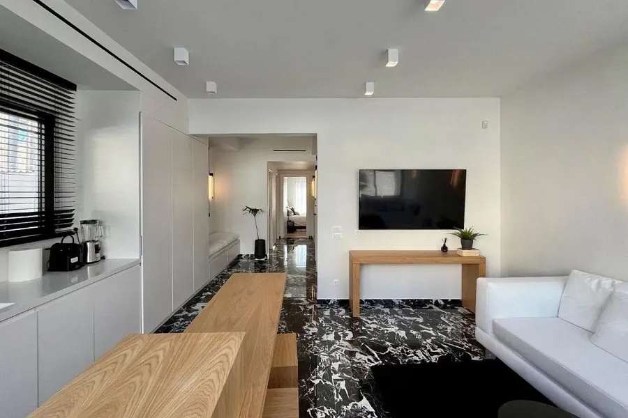 Renovated Luxury in Kolonaki