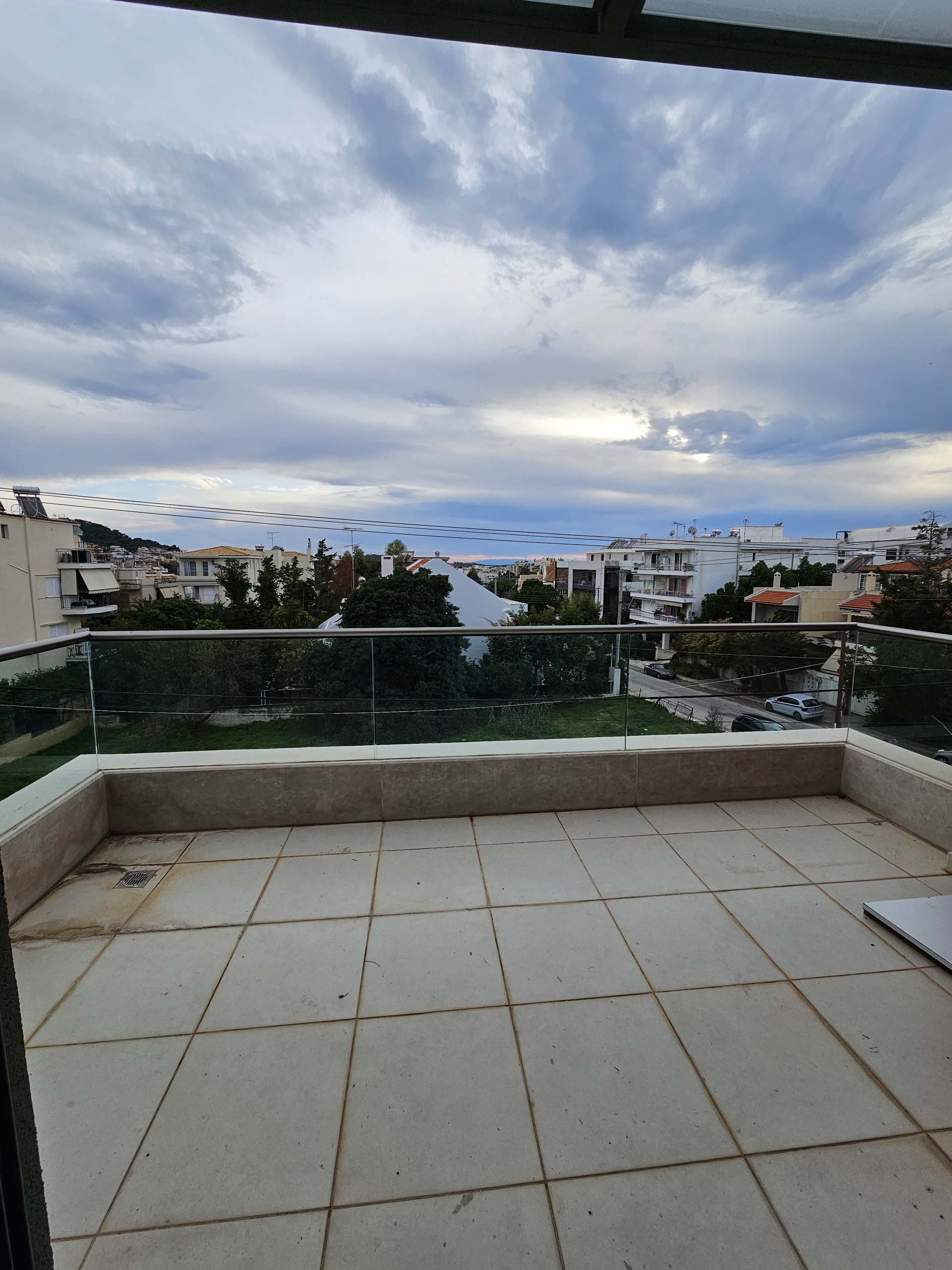 8047f1a2553246d3ad1d1f0a131c9605-original Stylish Split-Level Living in Voula