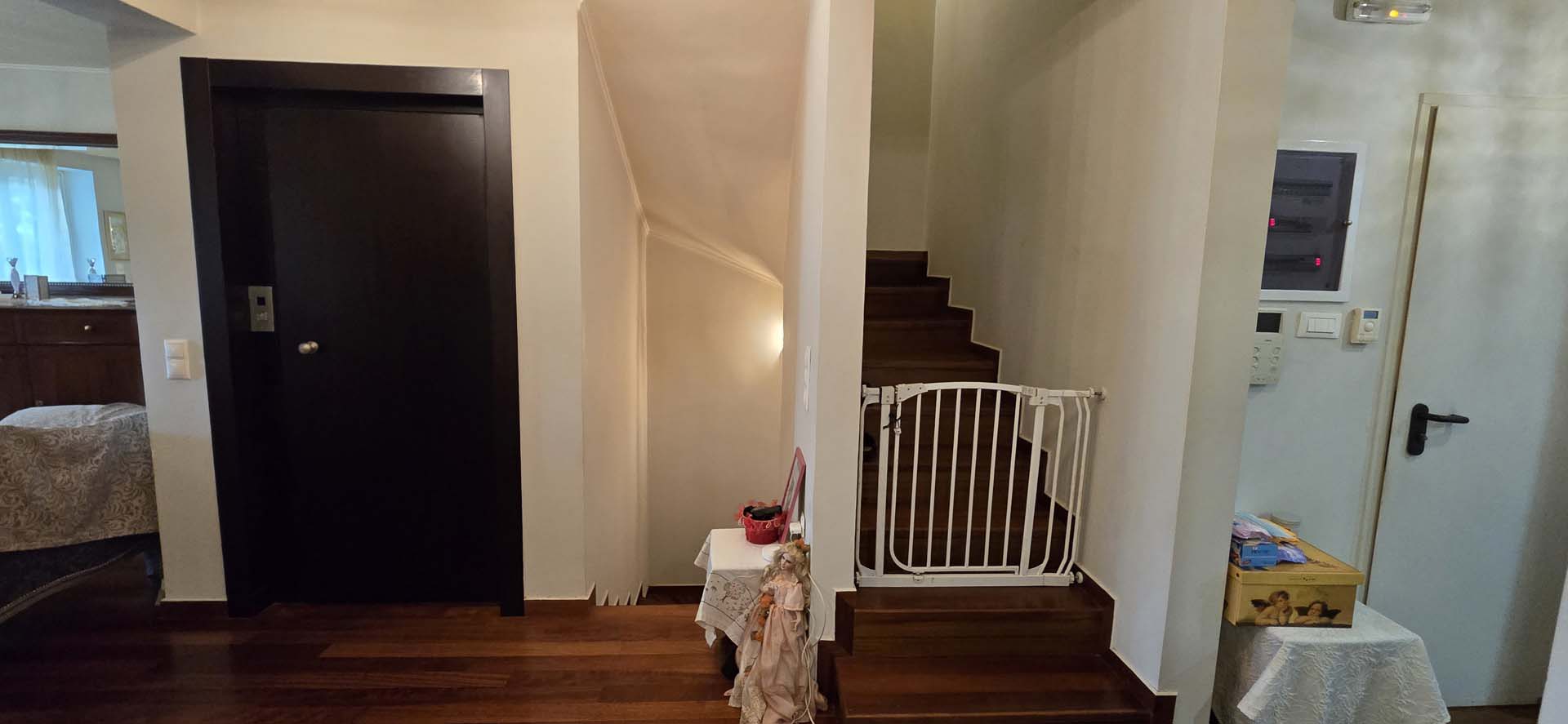 Multi-Level Elegance in Nea Penteli