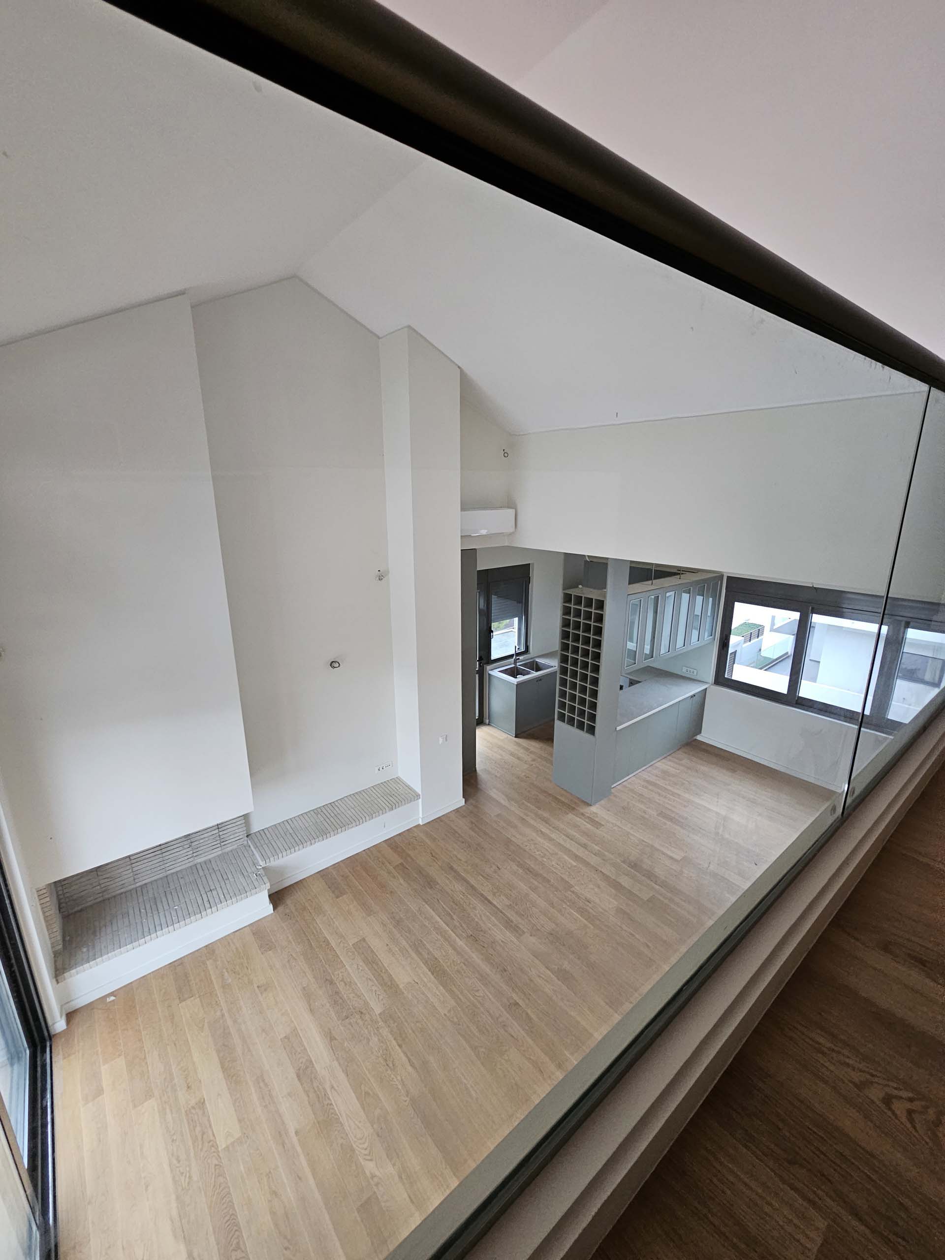 c3f1c73f12ab4c2c850690893710fe67-original Stylish Split-Level Living in Voula