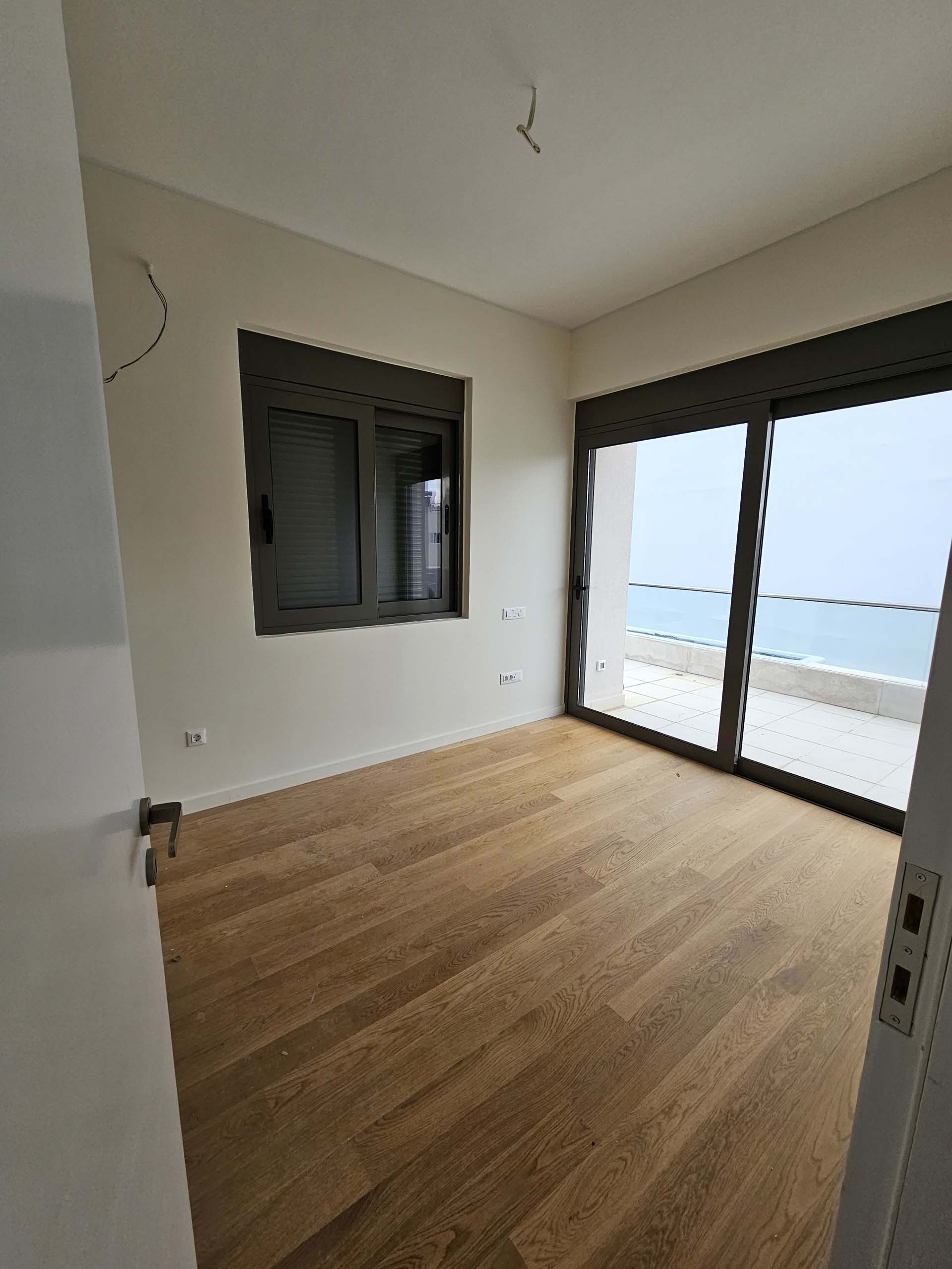 f76a0d6d59b44406ac46a66e4464d615-original Stylish Split-Level Living in Voula