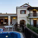 Tranquil Luxury Near the Sea