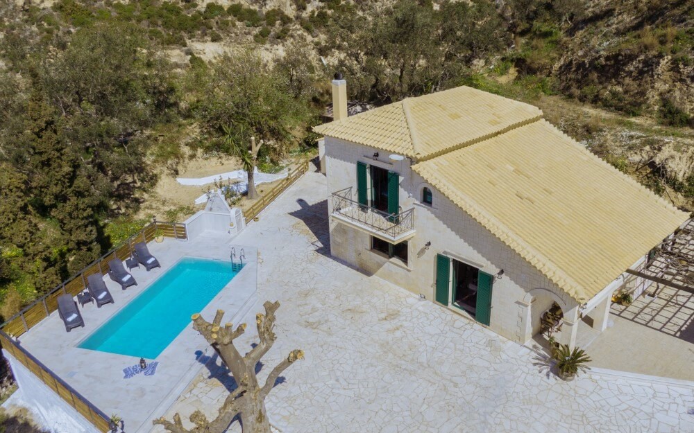 Panoramic Sea Views in Peaceful Kalamaki