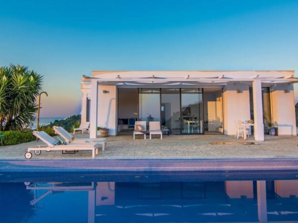 Seaside Serenity in Dafni, Vasilikos