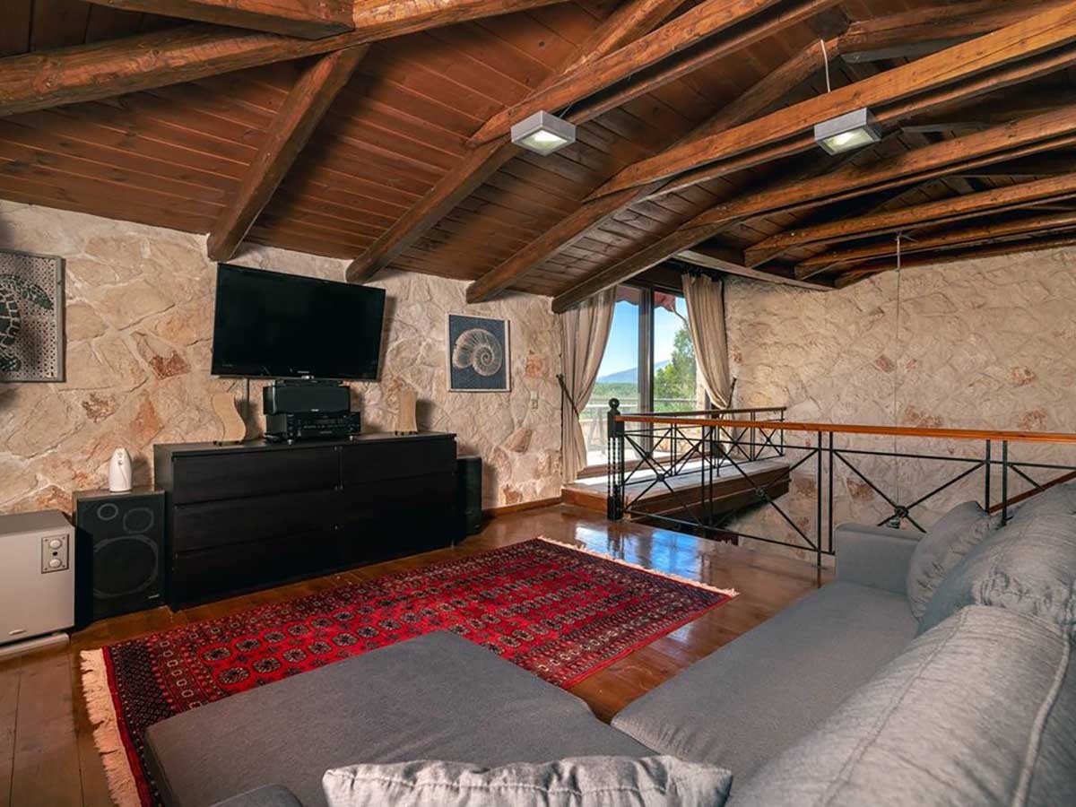 Mountain View Retreat Near Zakynthos Town