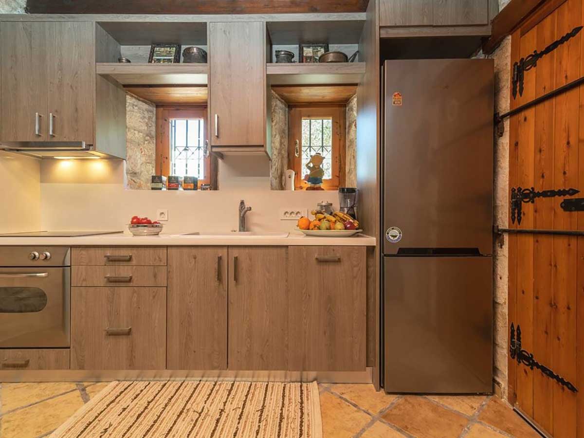 Mountain View Retreat Near Zakynthos Town