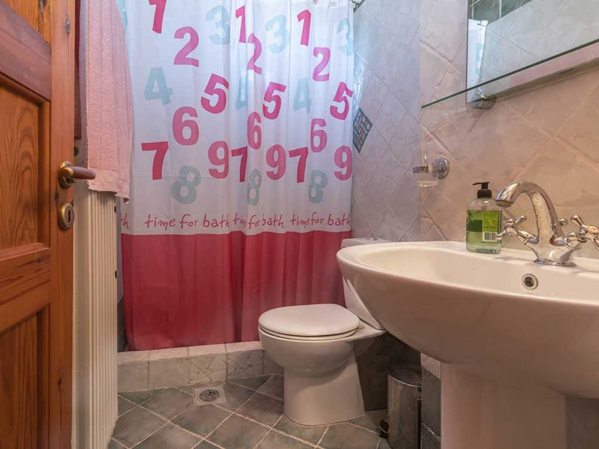 Mountain View Retreat Near Zakynthos Town