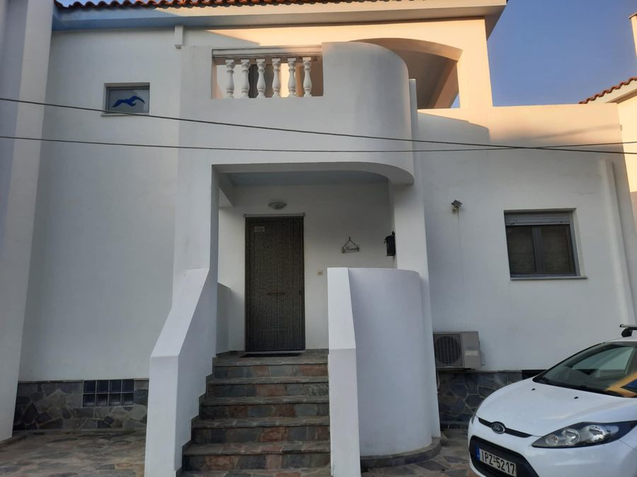 Sea View Living in Aegina