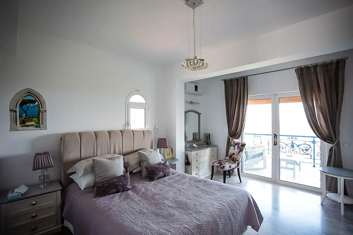 Luxurious-Villa-Zakynthos-Greece-for-sale-Buy-property-in-Zakynthos-15 Sunset Views & Seaside Elegance in Tsilivi