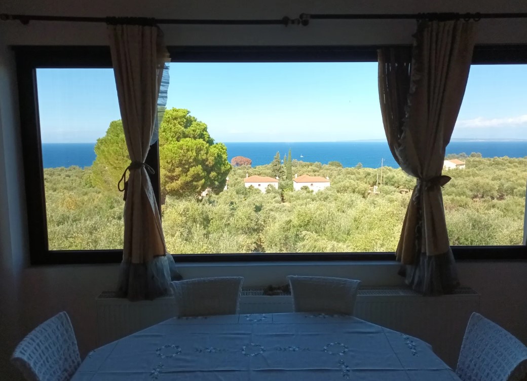 Spacious Living Near Zakynthos Town & Tsilivi