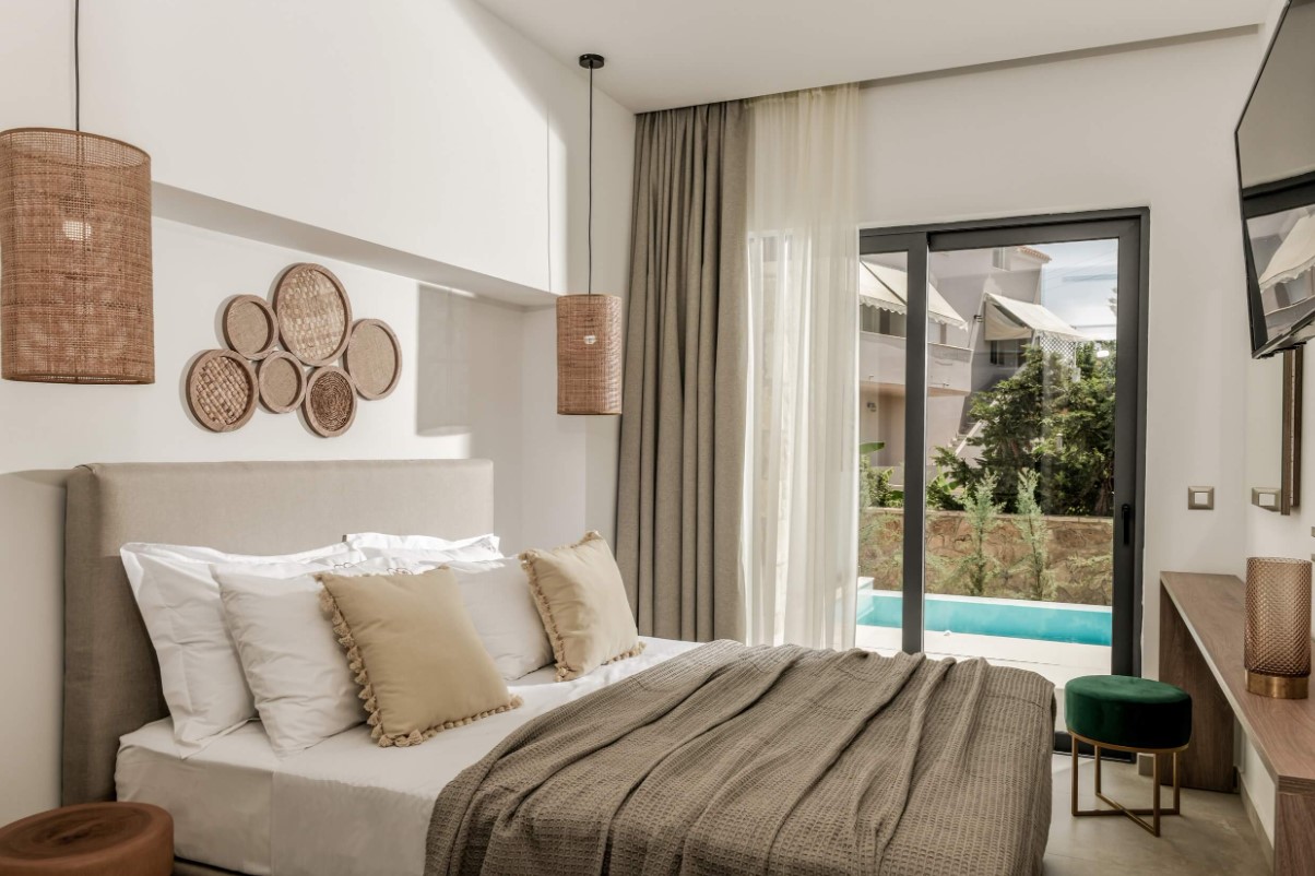 Dual-Residence Villa for Sale – Elevated Sea Views in Akrotiri