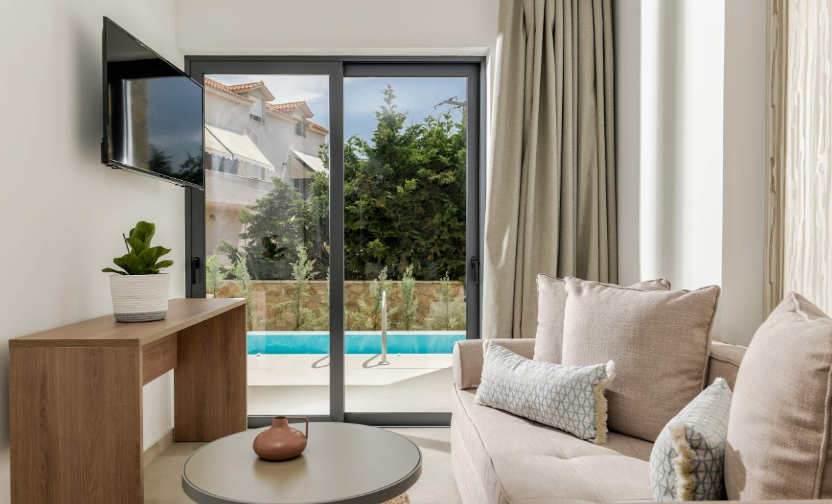 Dual-Residence Villa for Sale – Elevated Sea Views in Akrotiri