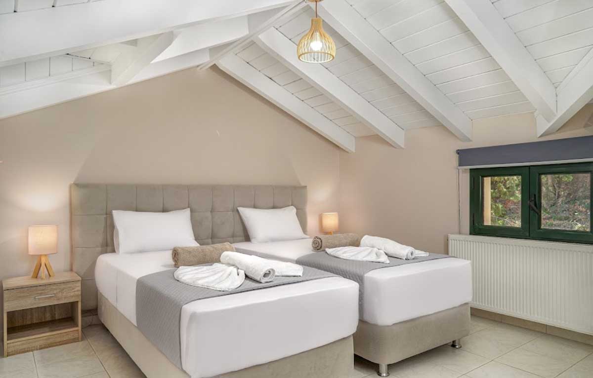 Contemporary Elegance Near Dafni Beach, Vasilikos