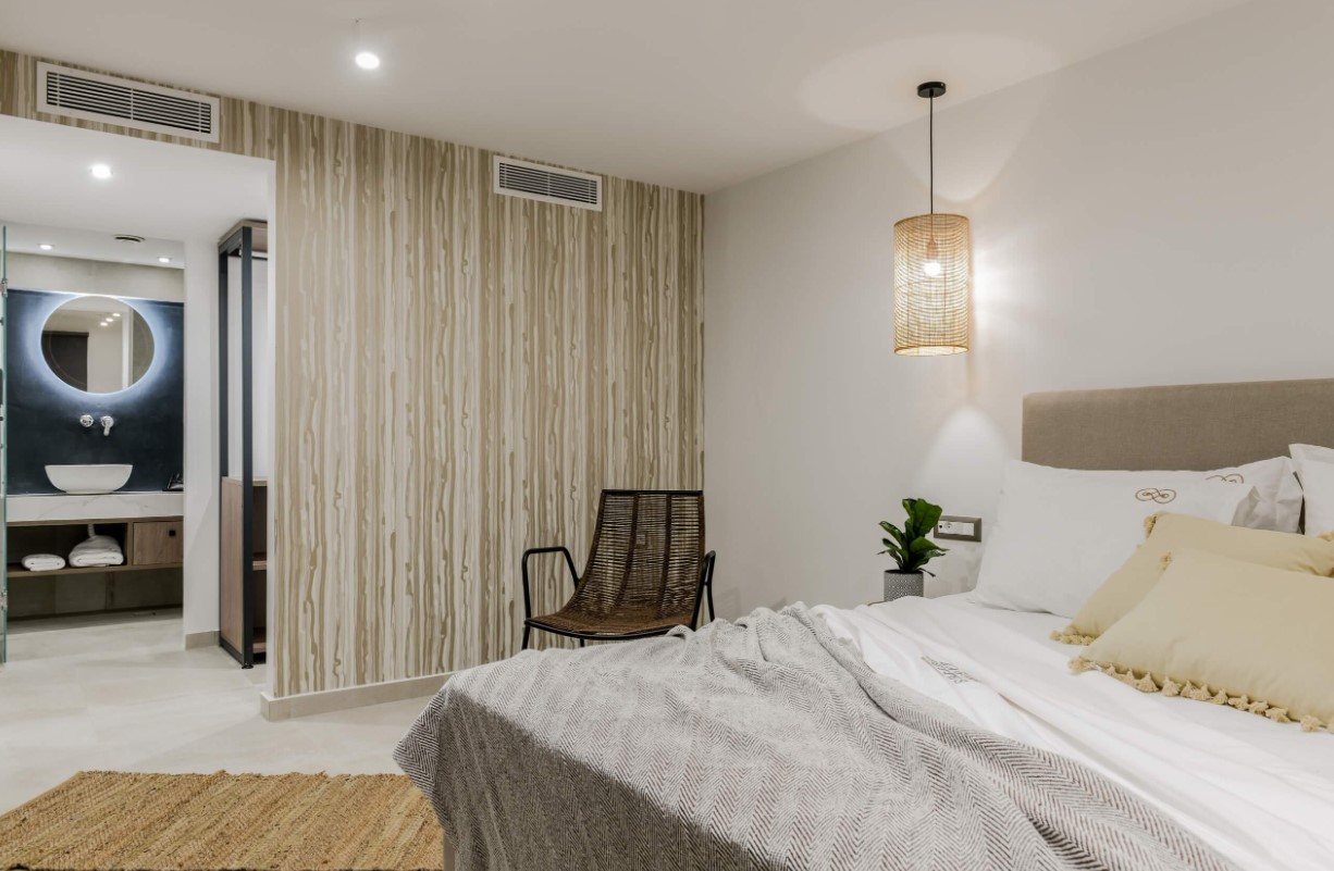 Dual-Residence Villa for Sale – Elevated Sea Views in Akrotiri