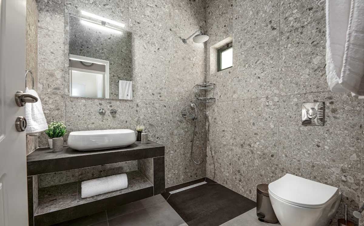 Contemporary Elegance Near Dafni Beach, Vasilikos