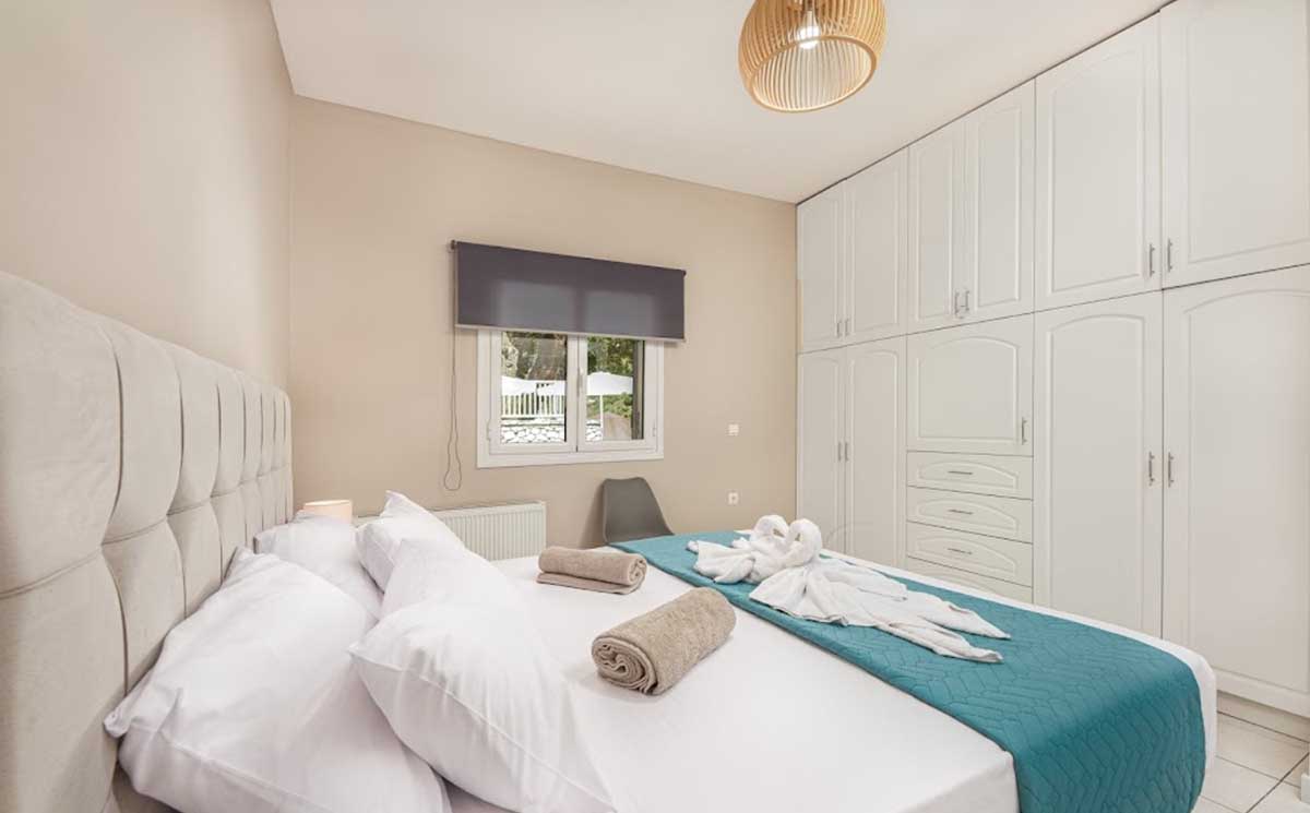 Contemporary Elegance Near Dafni Beach, Vasilikos