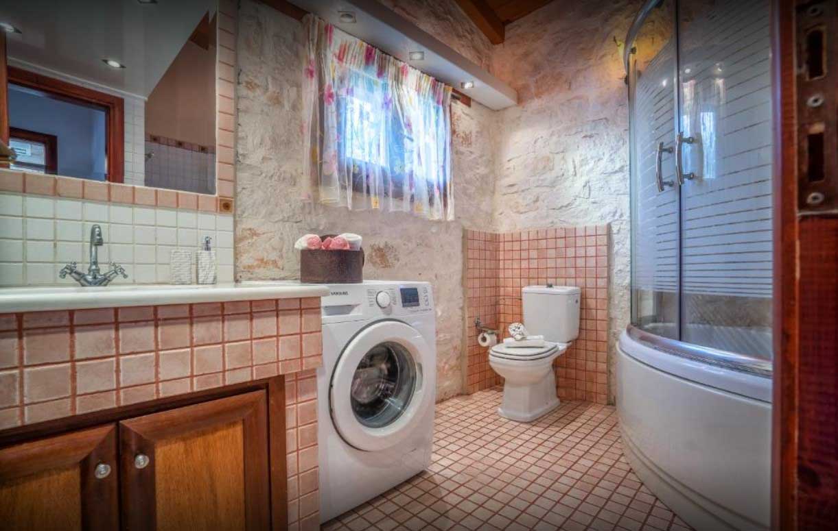 Panoramic Serenity in Alykes