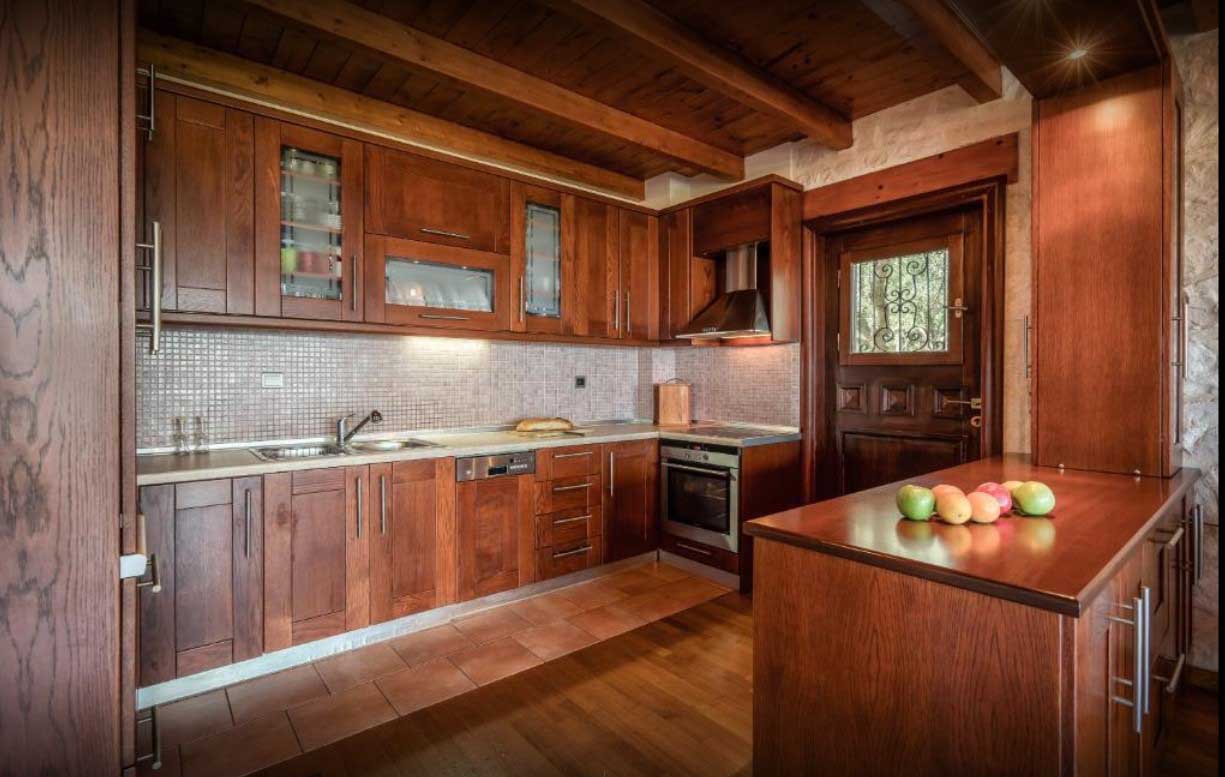 Panoramic Serenity in Alykes