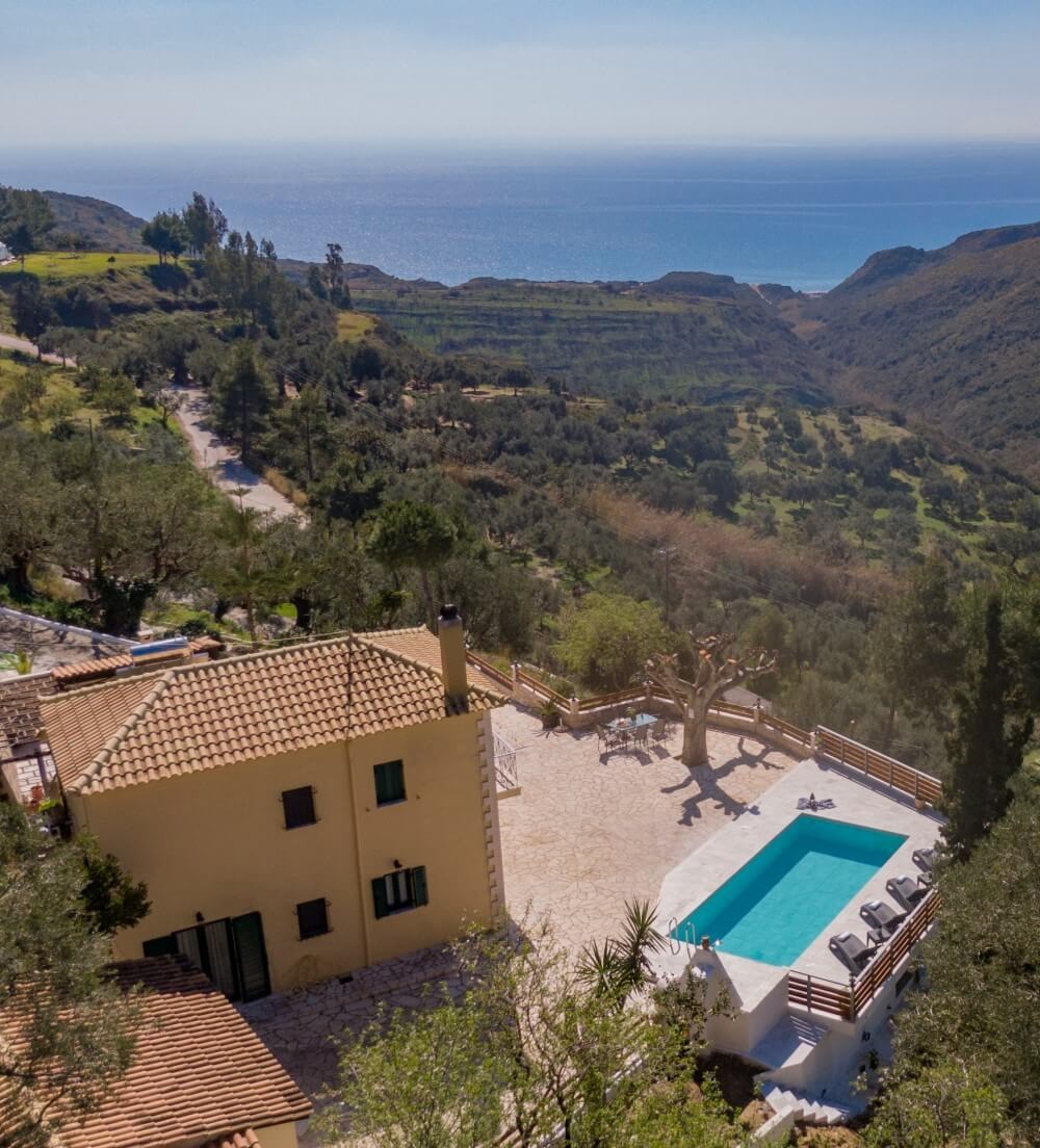 Panoramic Sea Views in Peaceful Kalamaki