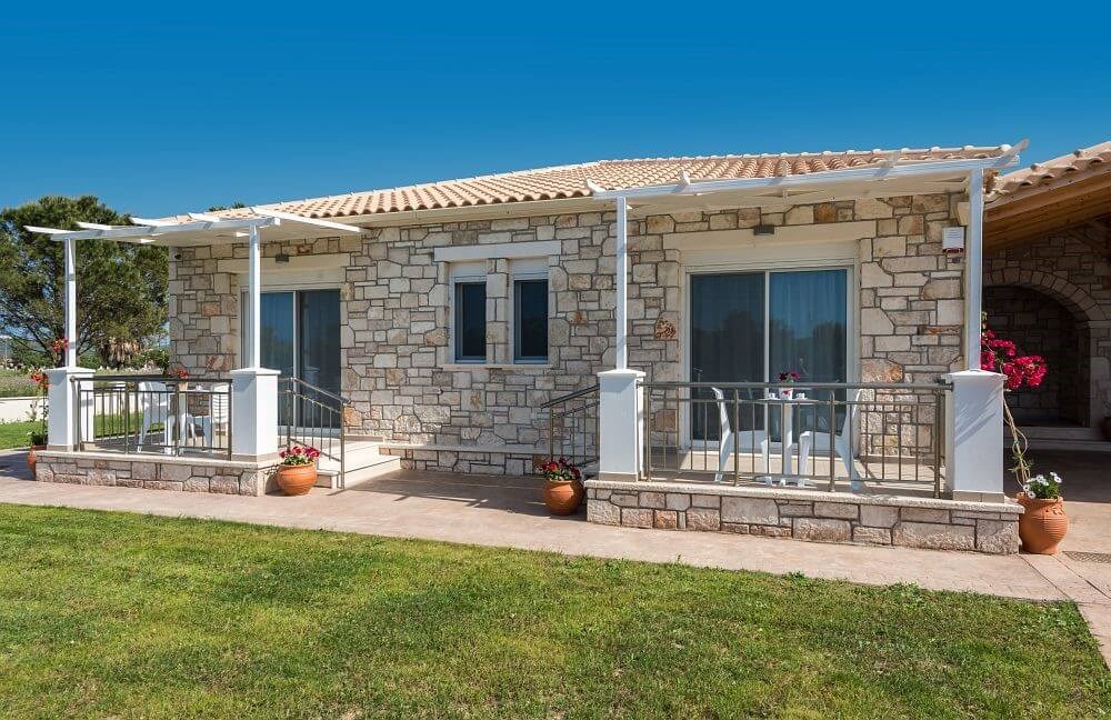 Dual Luxury Residences Near the Sea in Alykes