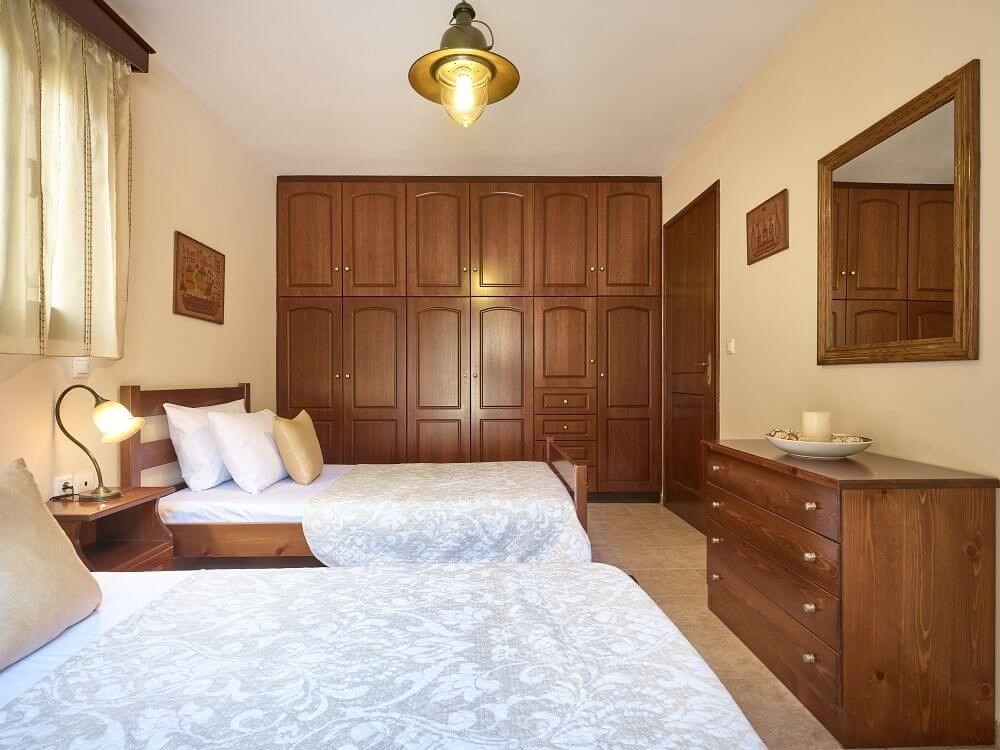 Panoramic Sea Views in Peaceful Kalamaki