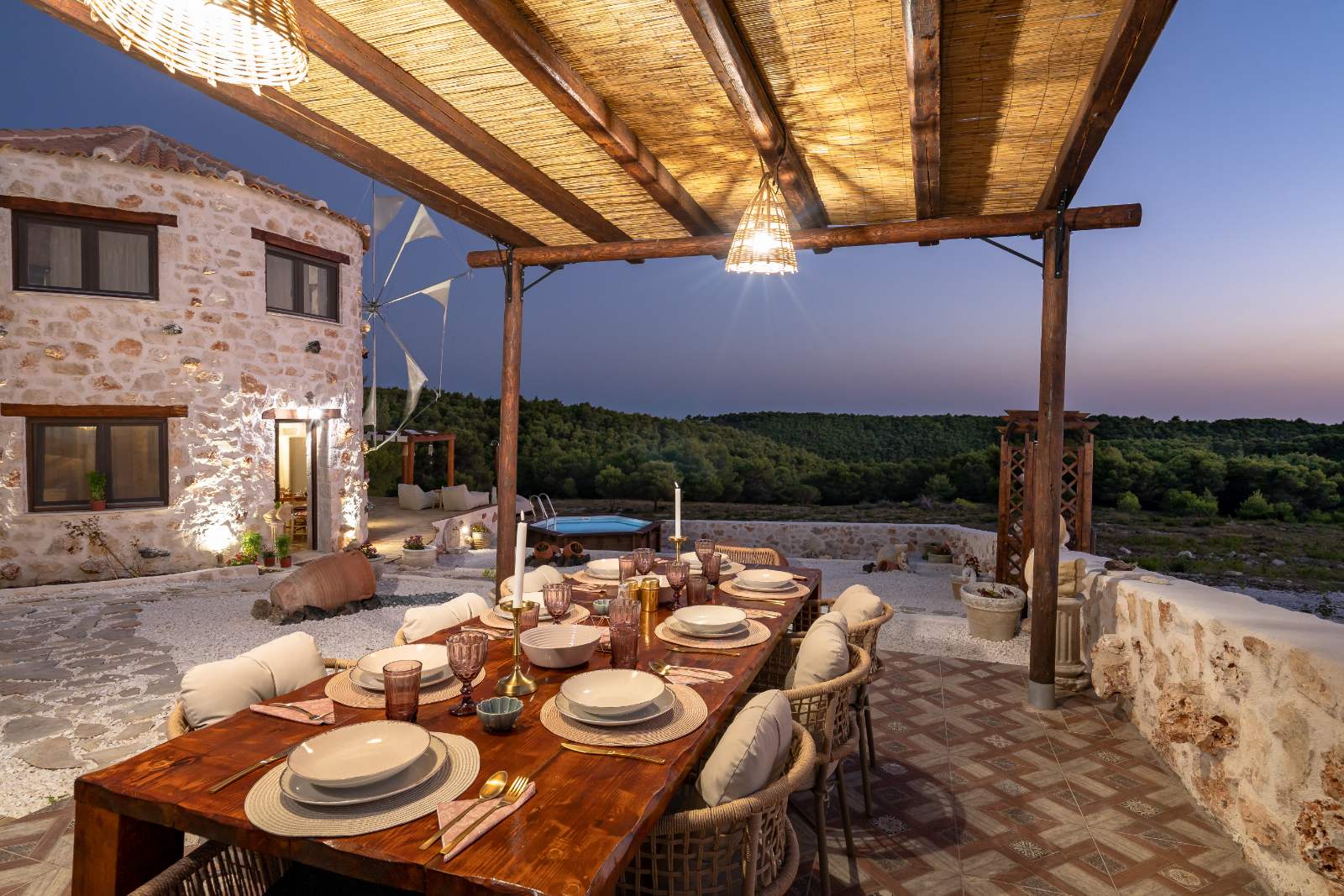 Rustic Retreat on 46,000 sq.m. Estate in Koiliomenos