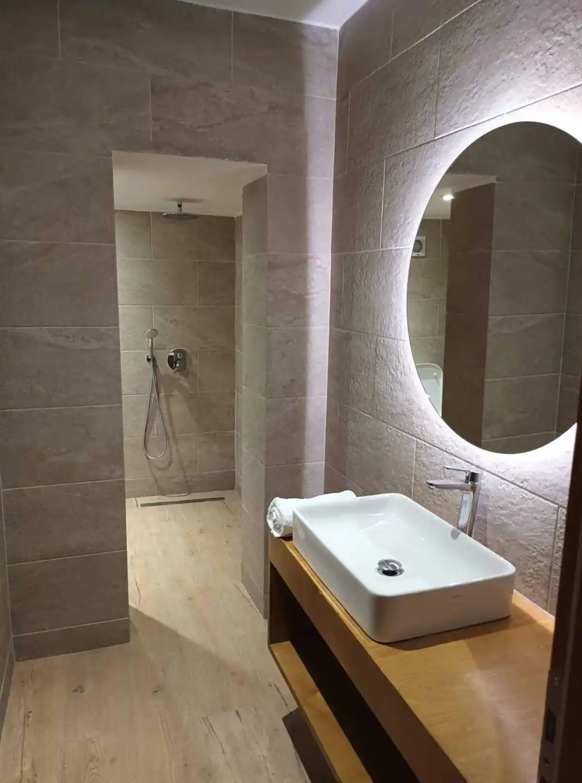 Renovated Estate with Pool & Tennis Court near Zakynthos Town