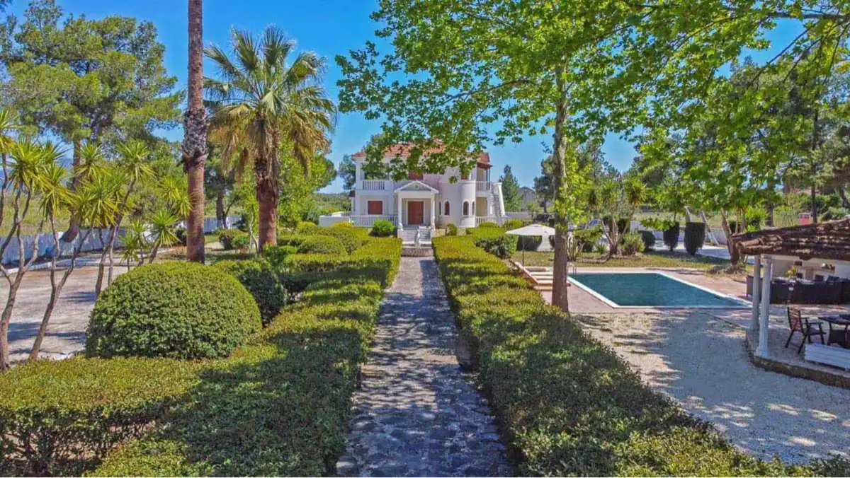 Renovated Estate with Pool & Tennis Court near Zakynthos Town